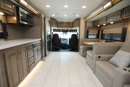 2024 Renegade Explorer 40ERB