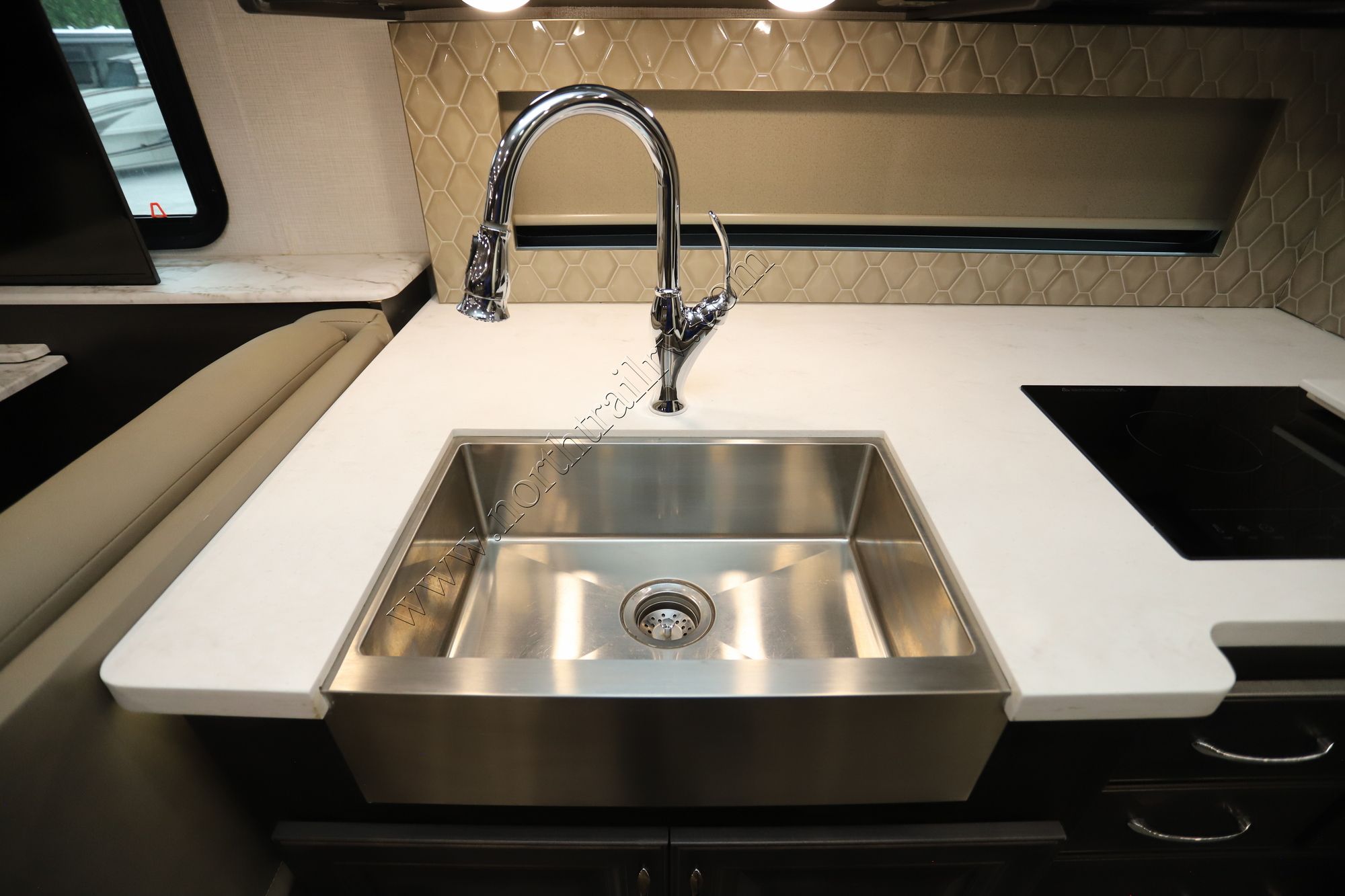 Used 2024 Fleetwood Frontier 34GT Class A  For Sale