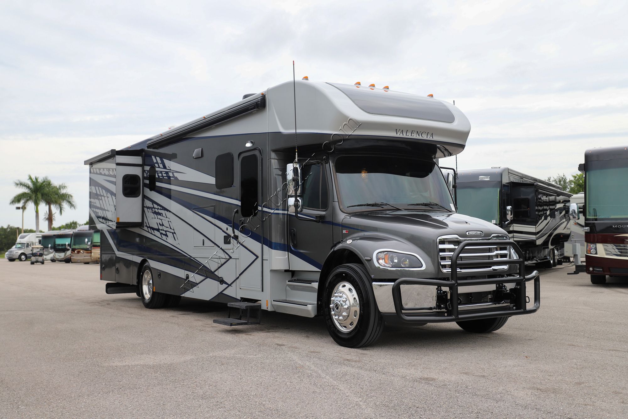 Used 2024 Renegade Rv Valencia 38RB Super C  For Sale