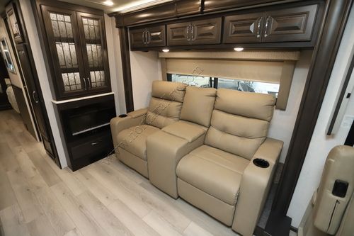 2024 Fleetwood Frontier 34GT