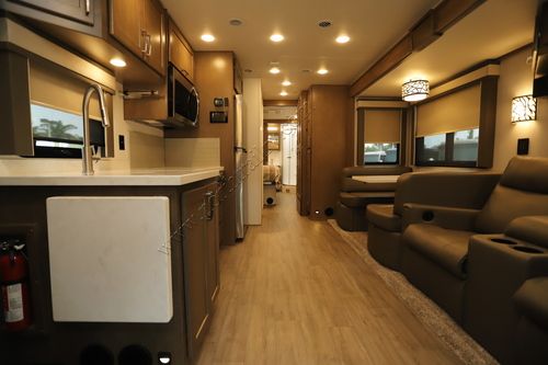 2024 Renegade Rv Valencia 38RB