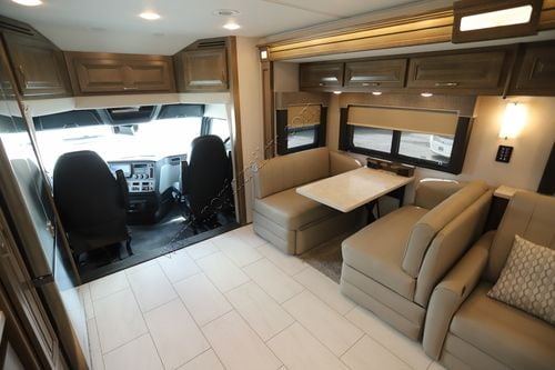 2024 Renegade Explorer 40ERB