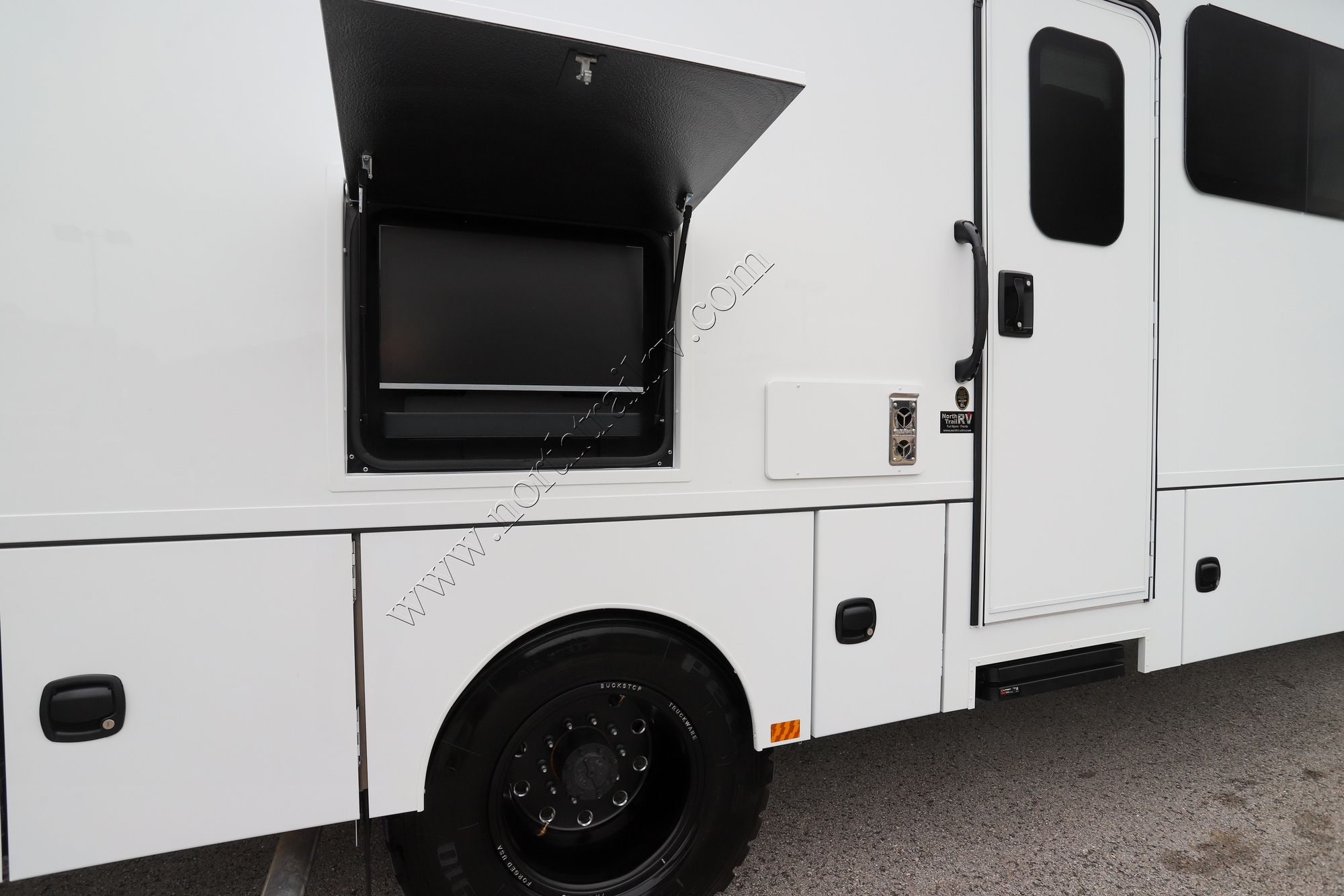 New 2026 Renegade Rv Veracruz 32VDS Super C  For Sale