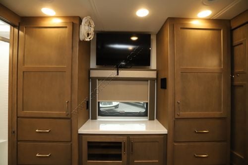2024 Renegade Rv Valencia 38RB