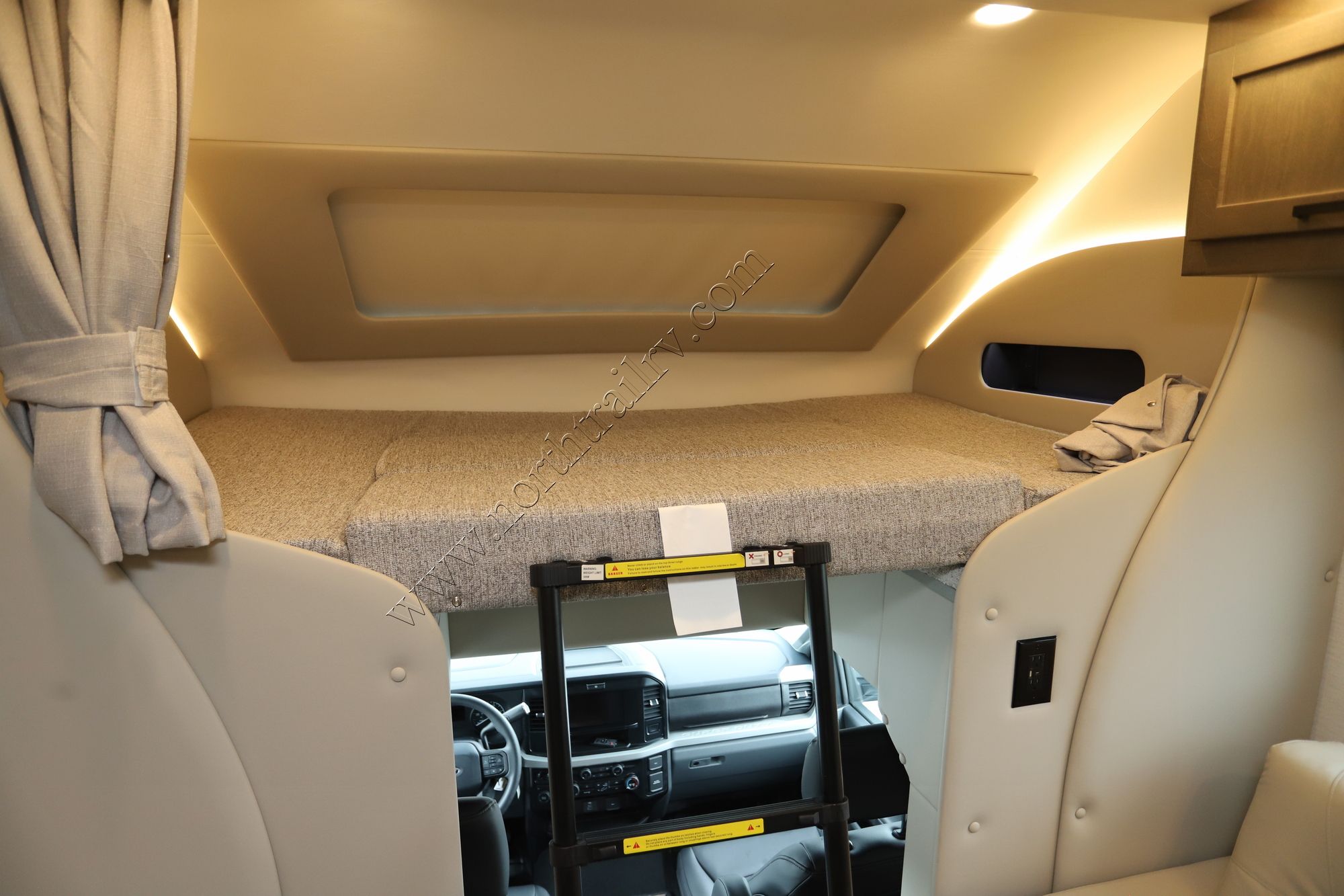New 2026 Renegade Rv Veracruz 32VDS Super C  For Sale
