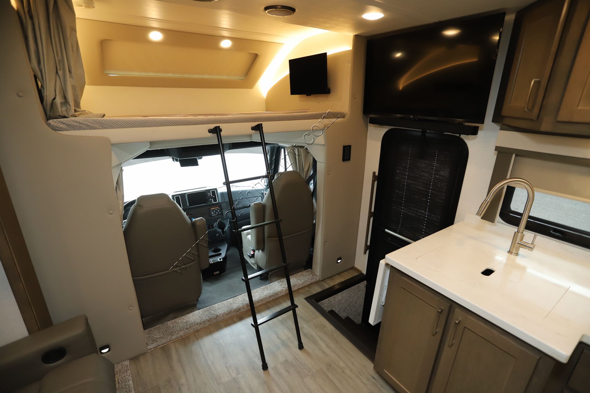 Used 2024 Renegade Rv Valencia 38RB Super C  For Sale