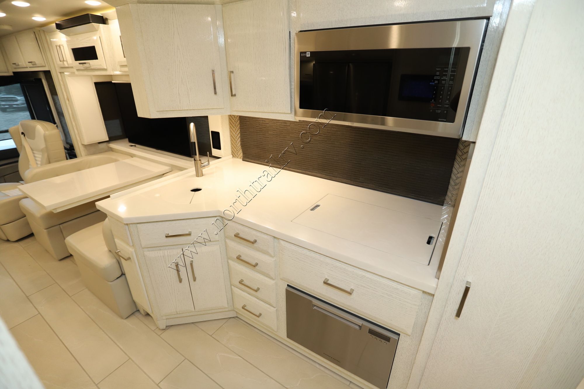 Used 2023 Newmar New Aire 3547 Class A  For Sale