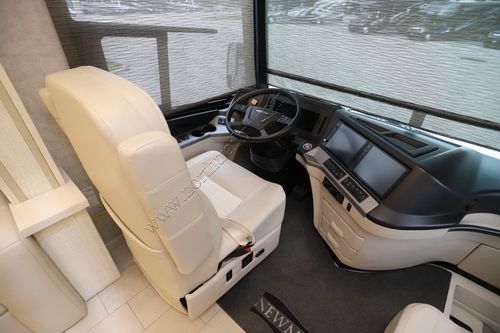 2023 Newmar New Aire 3547
