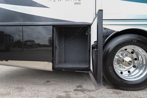 2023 Newmar New Aire 3547