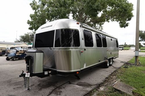 2026 Airstream Classic 30RB