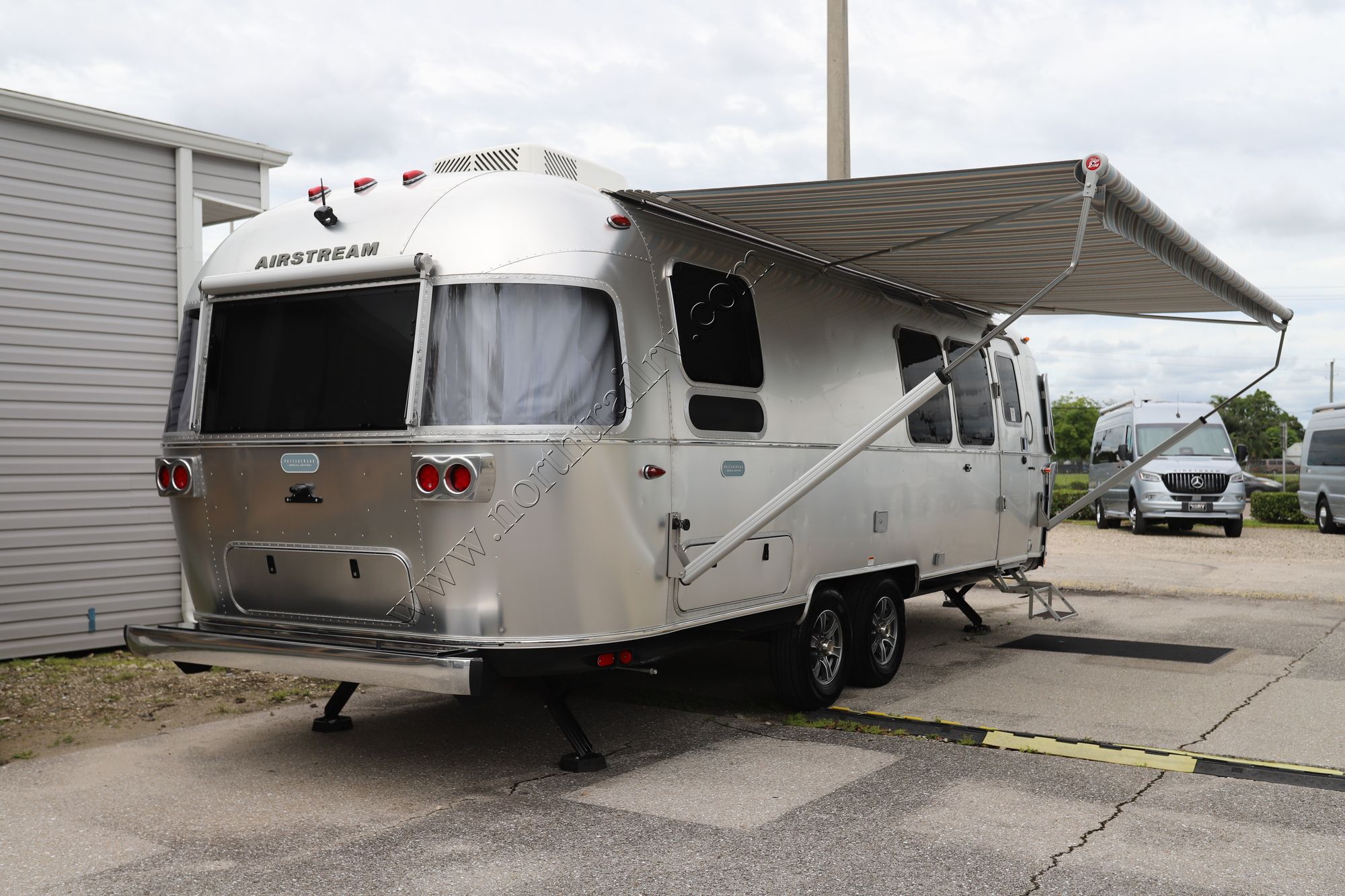 Used 2024 Airstream Pottery Barn 28RB Travel Trailer  For Sale