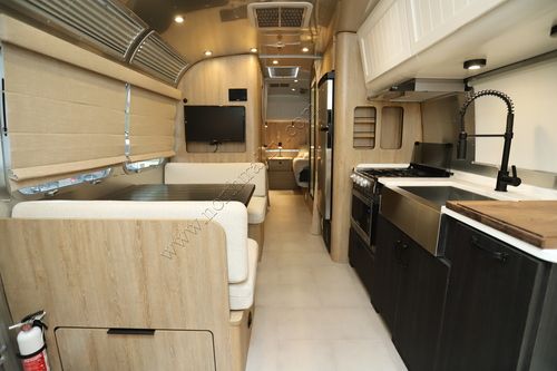 2024 Airstream Pottery Barn 28RB