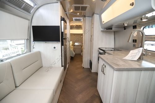 2026 Airstream International 27FB
