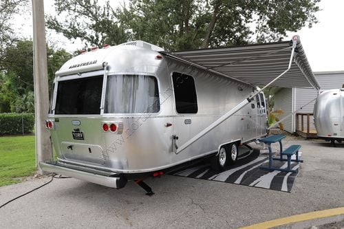 2026 Airstream Classic 30RB