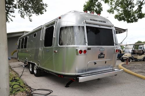 2026 Airstream Classic 30RB