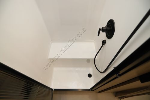 2024 Airstream Pottery Barn 28RB