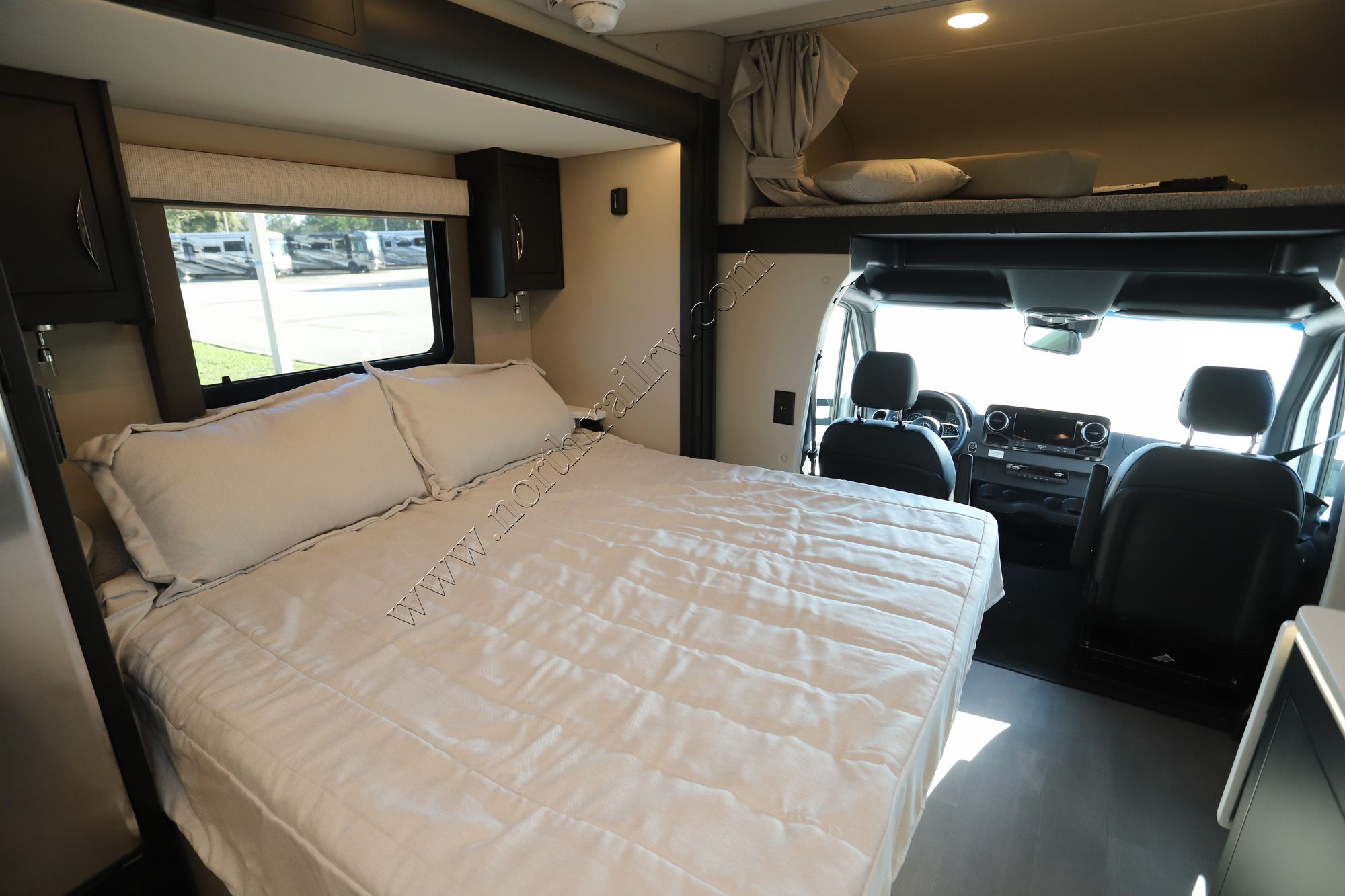 New 2026 Renegade Rv Vienna 25DLC Class C  For Sale