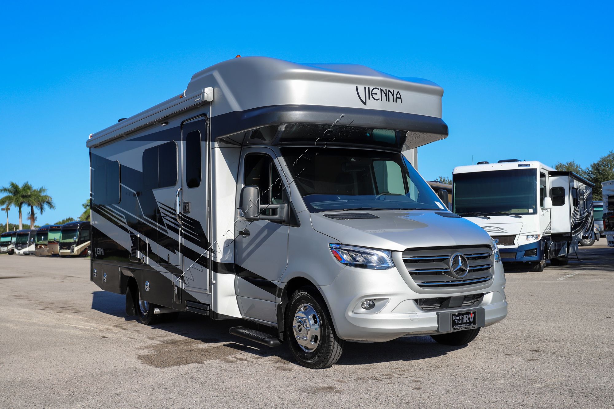 New 2026 Renegade Rv Vienna 25DLC Class C  For Sale