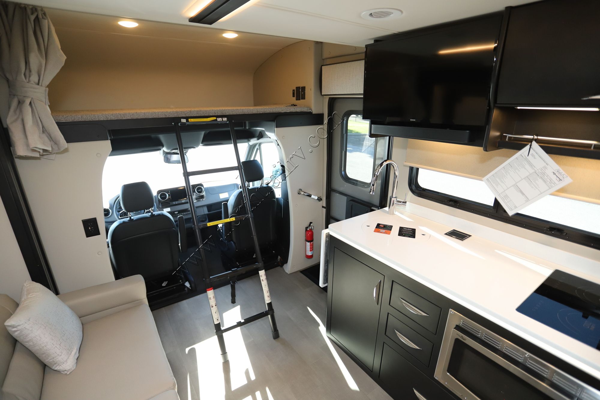 New 2026 Renegade Rv Vienna 25DLC Class C  For Sale