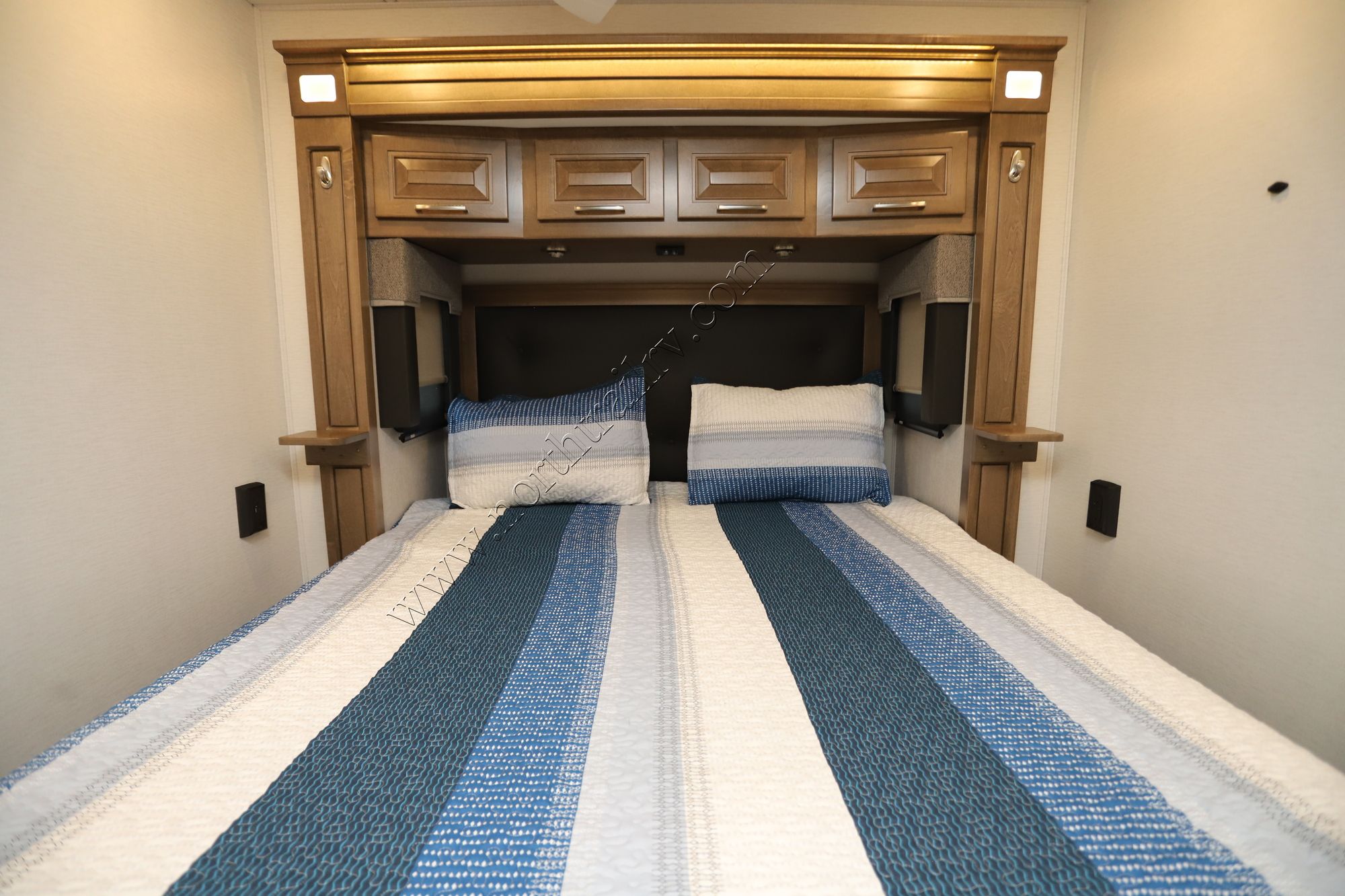 Used 2024 Renegade Rv Explorer 40ERB Super C  For Sale