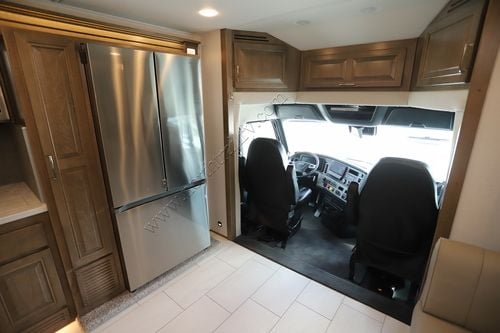 2024 Renegade Rv Explorer 40ERB