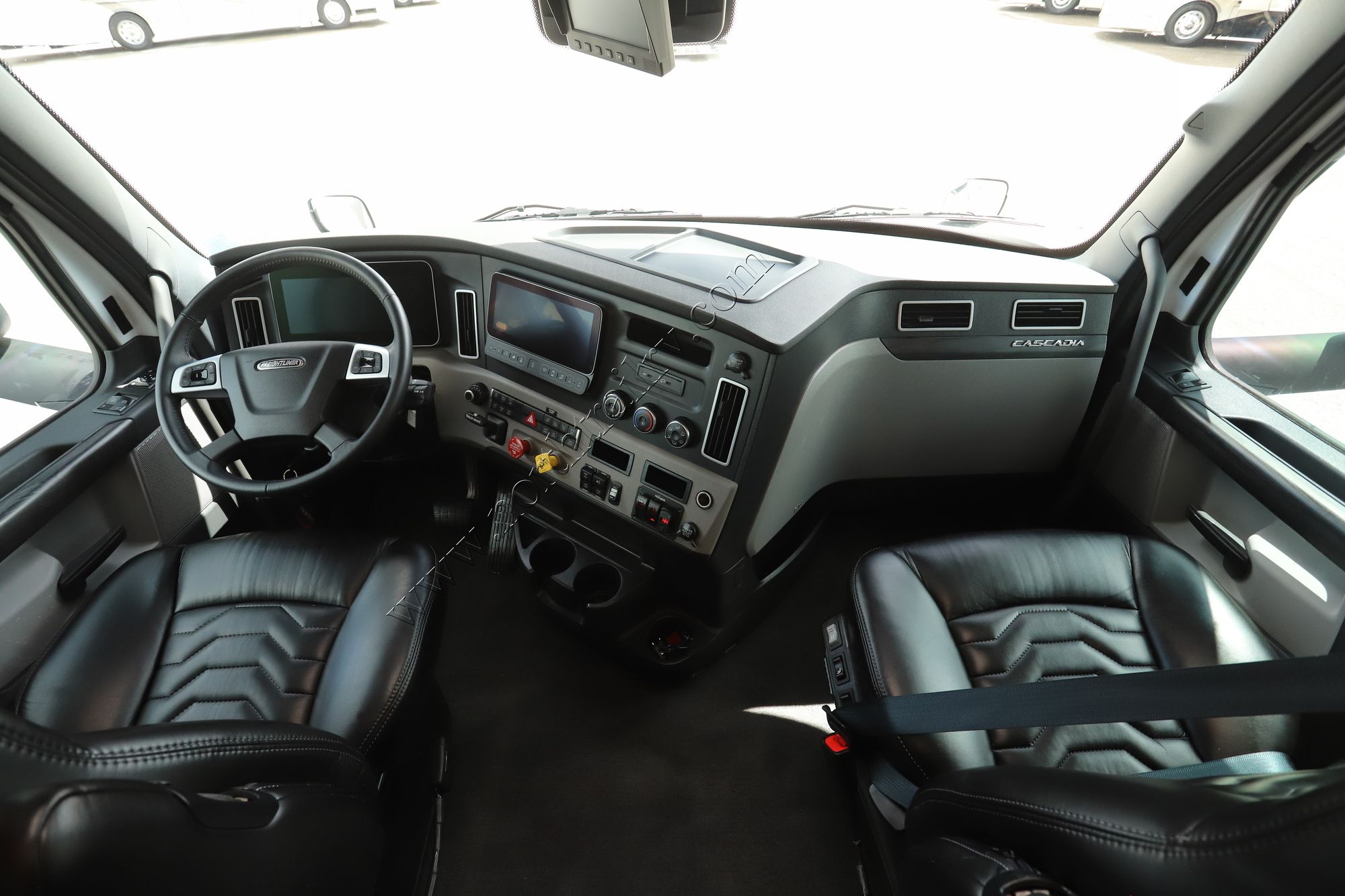 Used 2024 Renegade Rv Explorer 40ERB Super C  For Sale