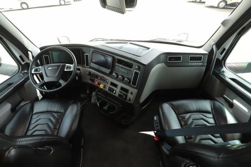 2024 Renegade Rv Explorer 40ERB