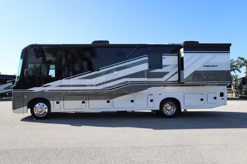 2026 Jayco Precept 31UL Class A
