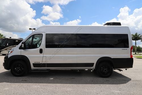 2026 Airstream Rangeline RANGELINE
