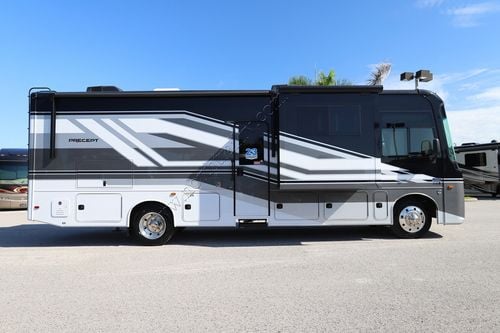 2026 Jayco Precept 31UL Class A