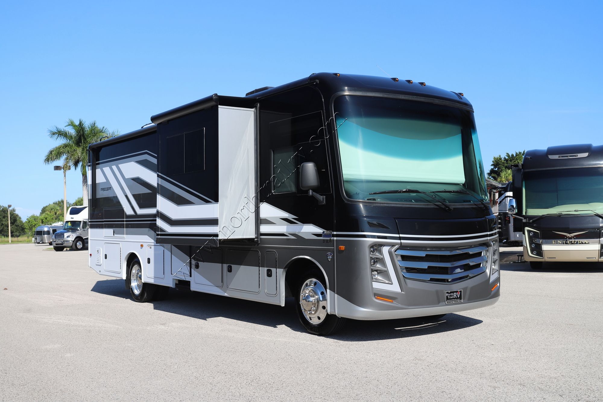 New 2026 Jayco Precept 31UL Class A  For Sale