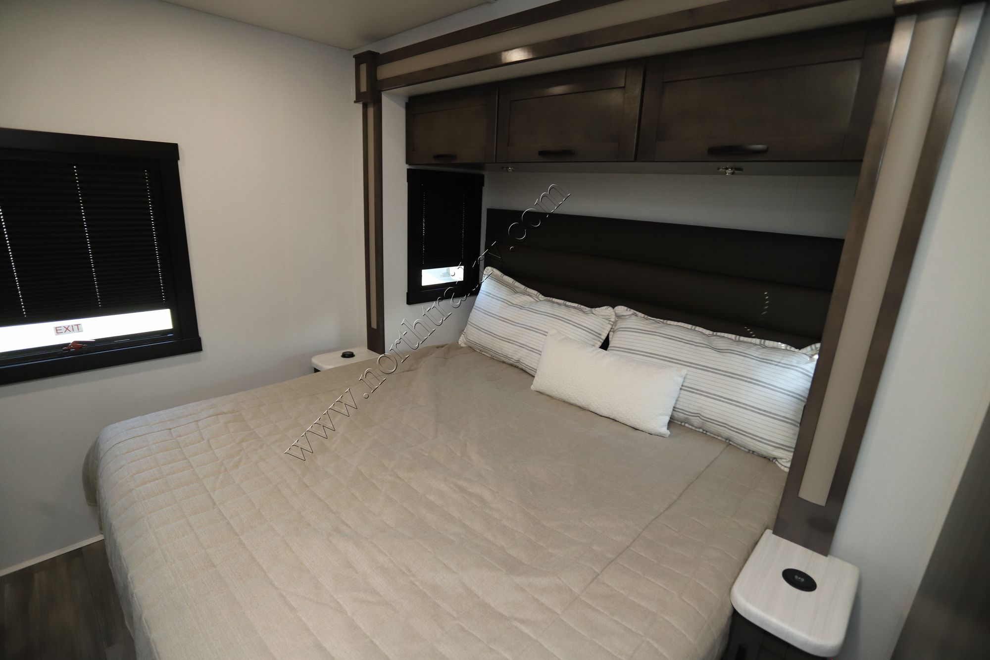 New 2026 Jayco Precept 31UL Class A  For Sale