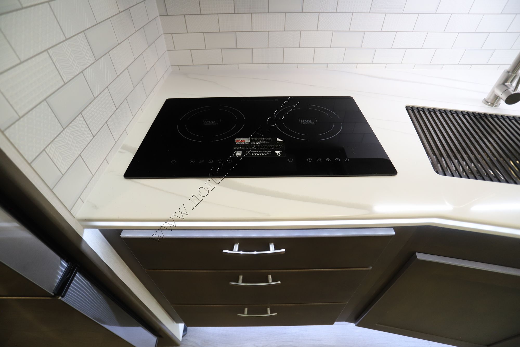 New 2026 Dynamax Isata 6 31KS Super C  For Sale