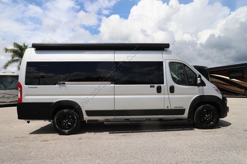 2026 Airstream Rangeline RANGELINE