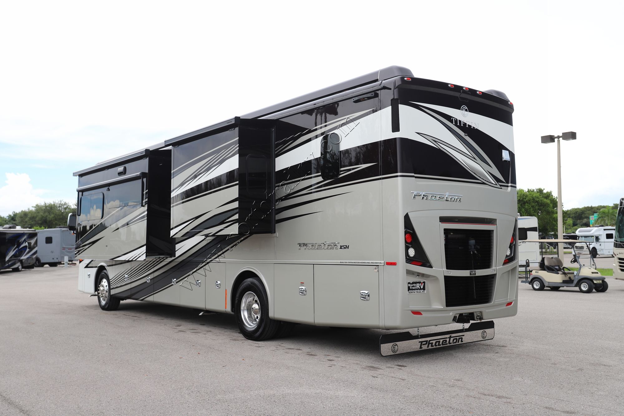 New 2026 Tiffin Motor Homes Phaeton 40IH Class A  For Sale