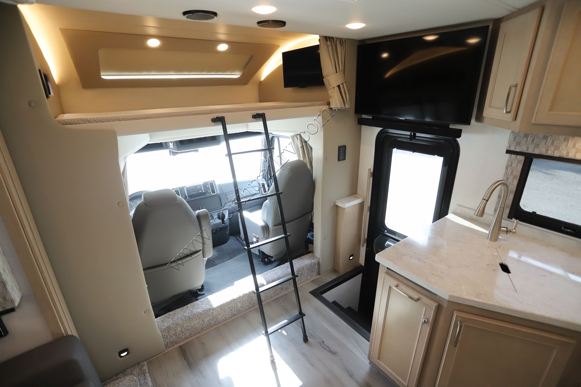 Used 2024 Renegade Rv Verona 36VSB Super C  For Sale