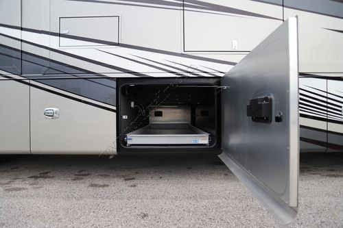 2026 Tiffin Motor Homes Phaeton 40IH