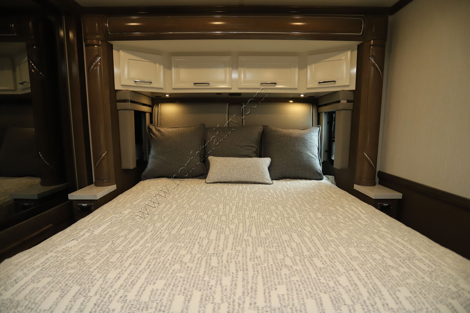 New 2026 Newmar Ventana 3512 Class A  For Sale