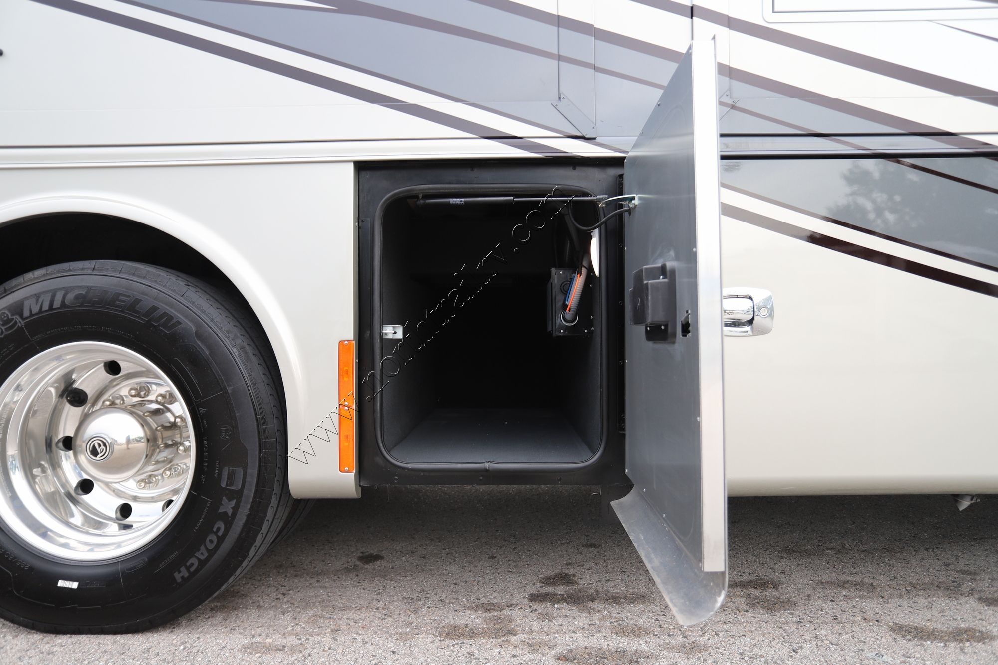 New 2026 Tiffin Motor Homes Phaeton 40IH Class A  For Sale