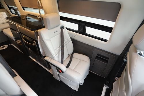 2026 Airstream Interstate GL AP 4X2