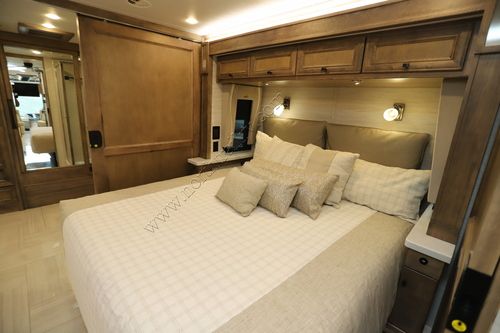 2026 Tiffin Motor Homes Phaeton 40IH