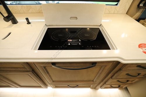 2026 Tiffin Motor Homes Phaeton 40IH