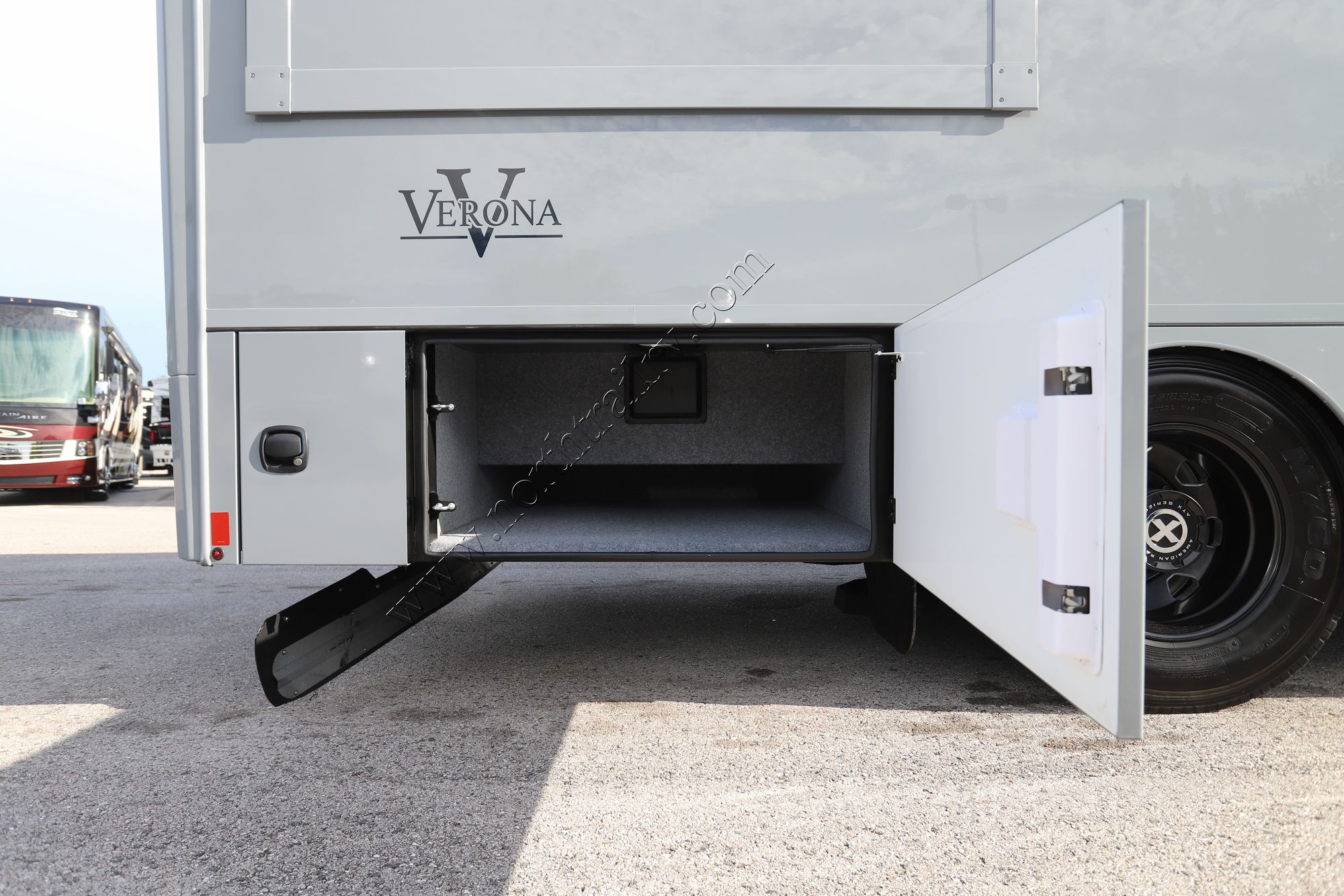 Used 2024 Renegade Rv Verona 36VSB Super C  For Sale