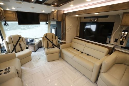2026 Tiffin Motor Homes Phaeton 40IH