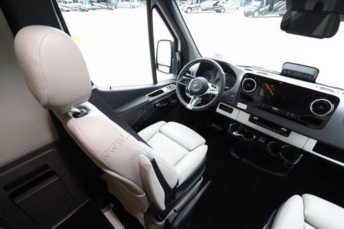 2026 Airstream Interstate GL AP 4X2