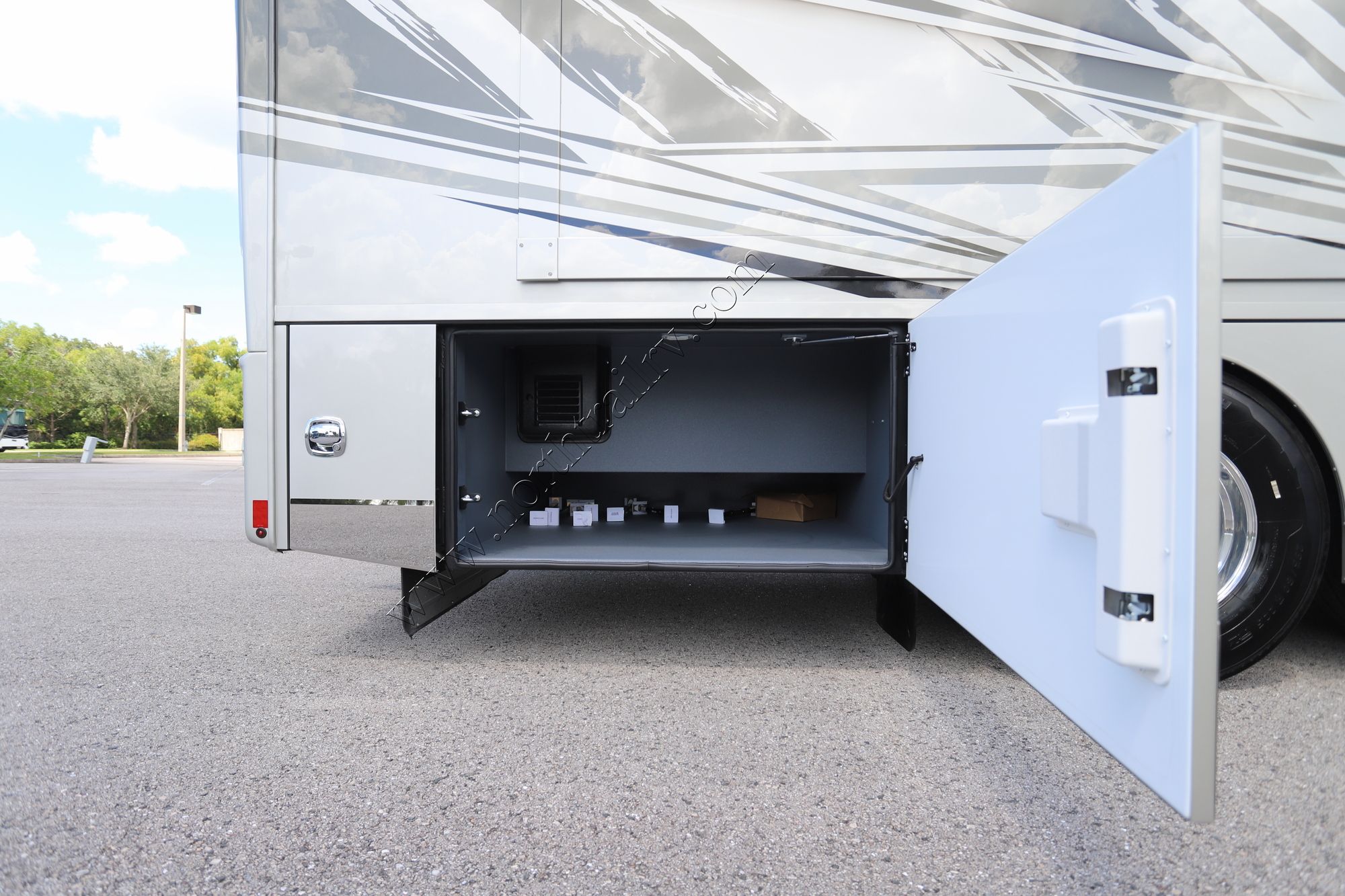 New 2026 Renegade Rv Xl 45QS Super C  For Sale