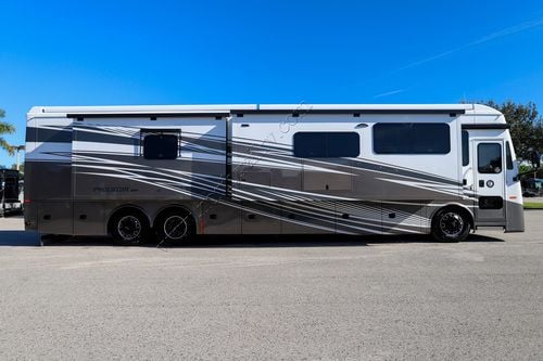 2026 Tiffin Motor Homes Phaeton 44OH Class A