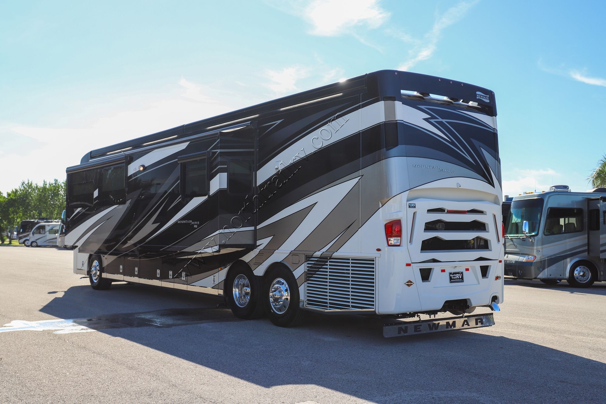 Used 2021 Newmar Mountain Aire 4551 Class A  For Sale