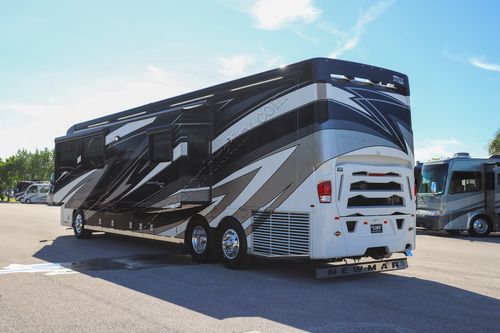 2021 Newmar Mountain Aire 4551 Class A