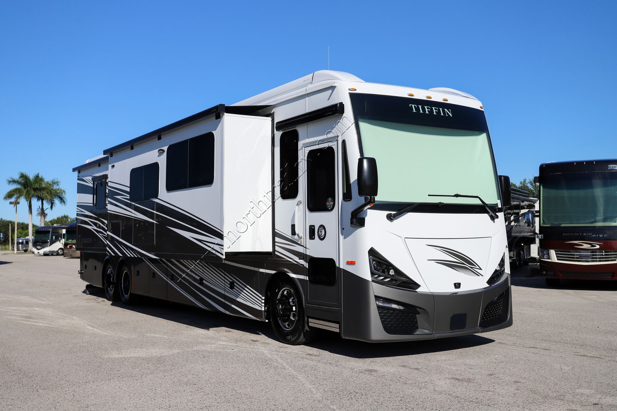 New 2026 Tiffin Motor Homes Phaeton 44OH Class A  For Sale